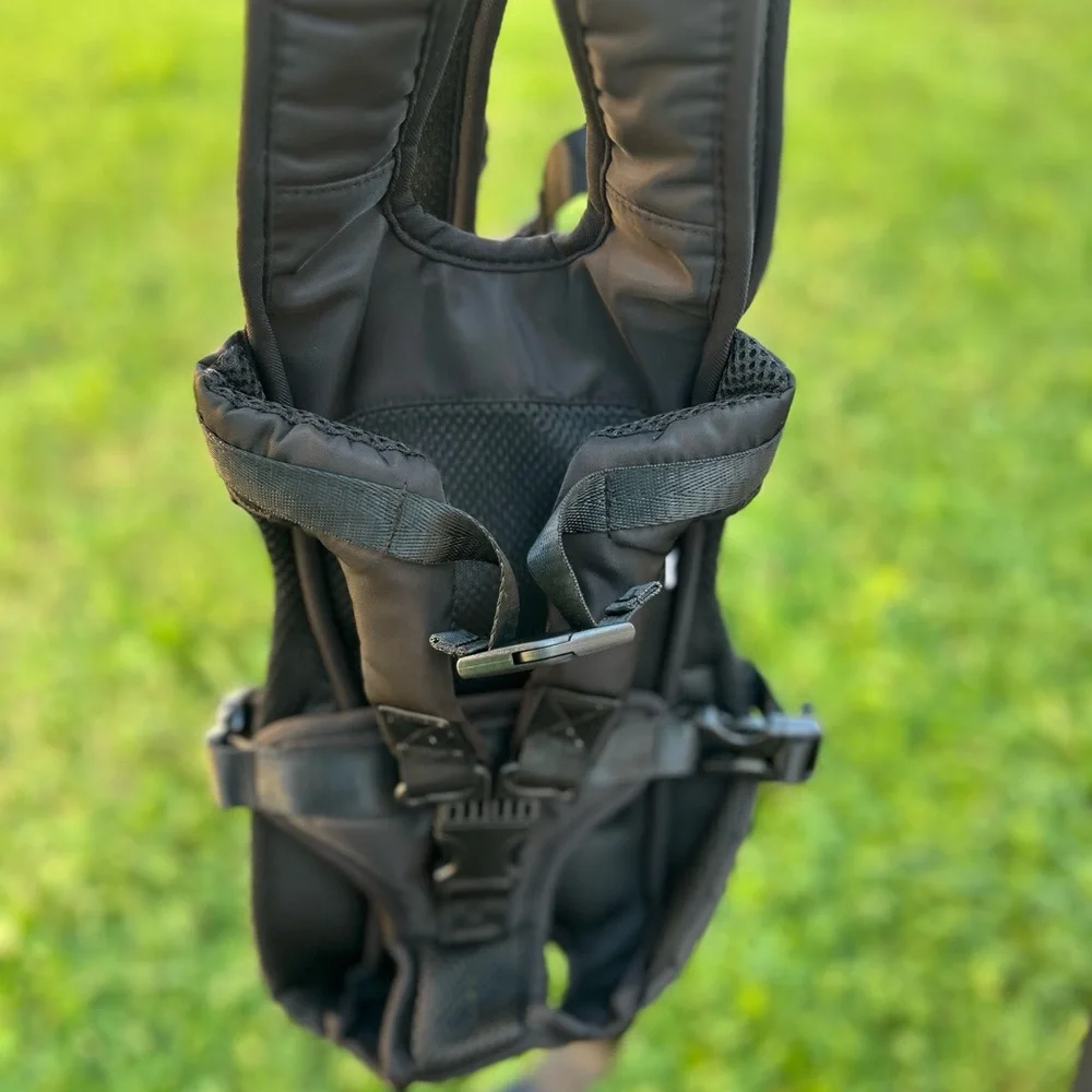 Dog Backpack Carrier, Legs Out Easy-fit Dog Front Carrier for Small Medium Dogs